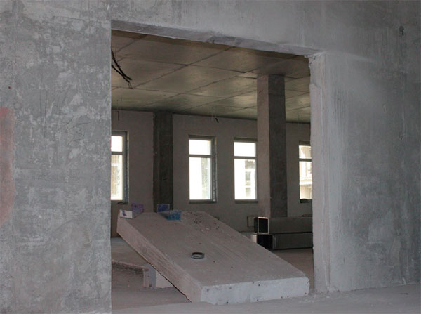 Разрезанная стена из бетона Разрез